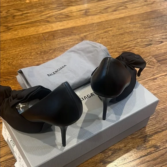 Balenciaga Light Gray Shoe Box - Picture 6 of 13